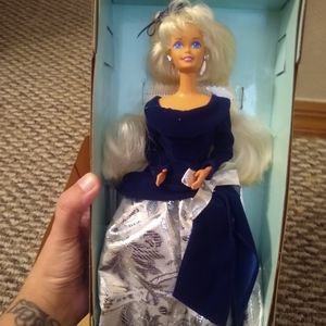Vtg Winter Velvet Barbie
